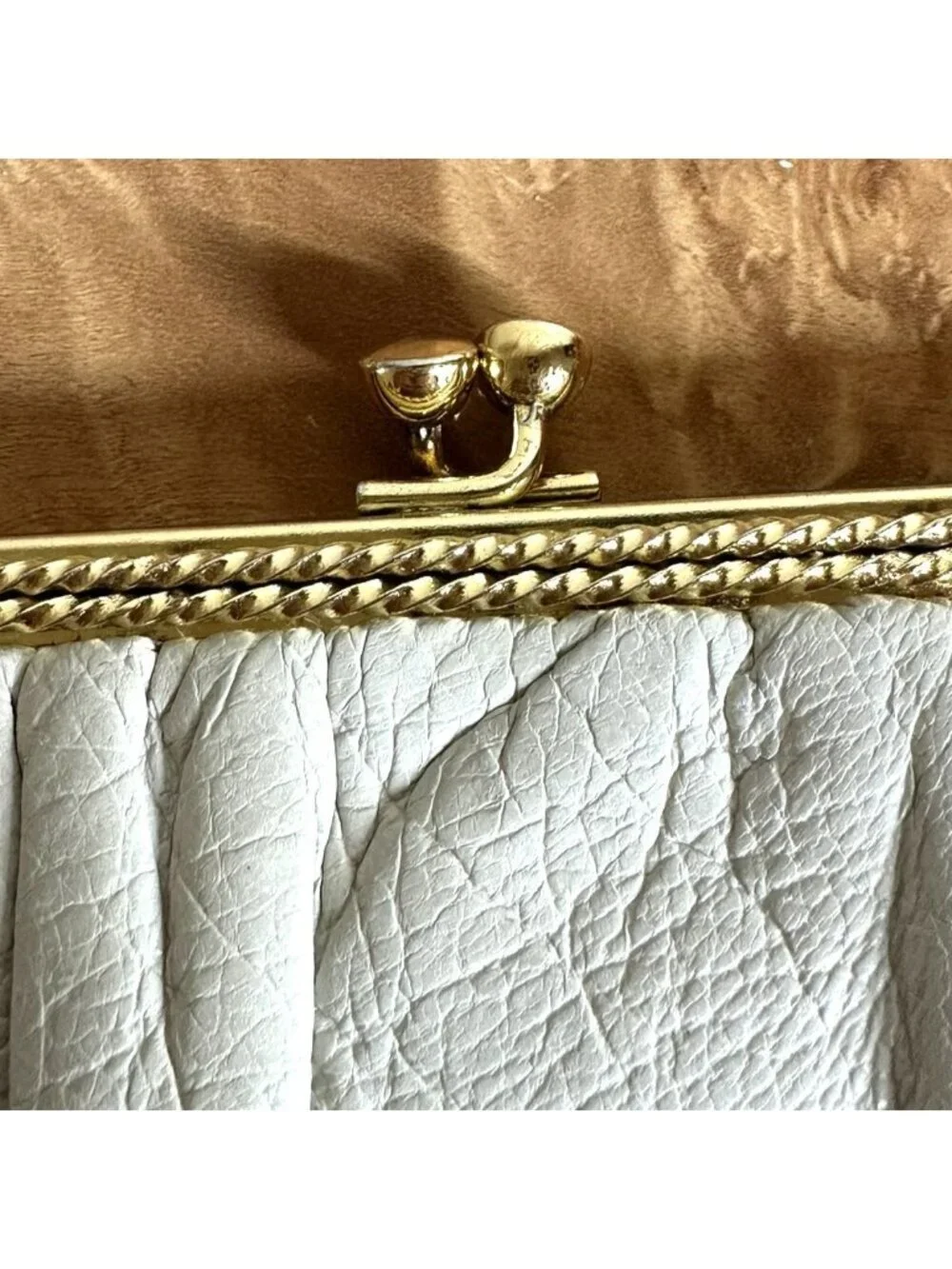 Vintage Etra Off-White Leather Clutch Purse Gold Kiss Lock Evening Bag MCM